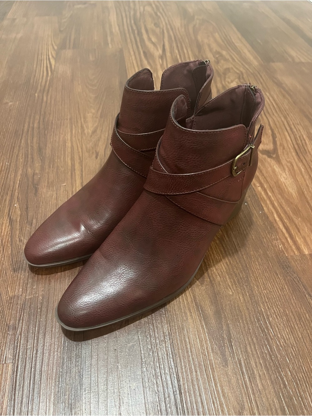 Frye and Co Pembrooke Redwood Womens Boots Ankle
Booties Size 9 1/2M
